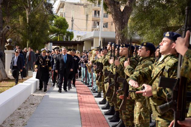 Σκληρή απάντηση του Πάνου Καμμένου στα περί “μακεδονικής” γλώσσας του Ζάεφ