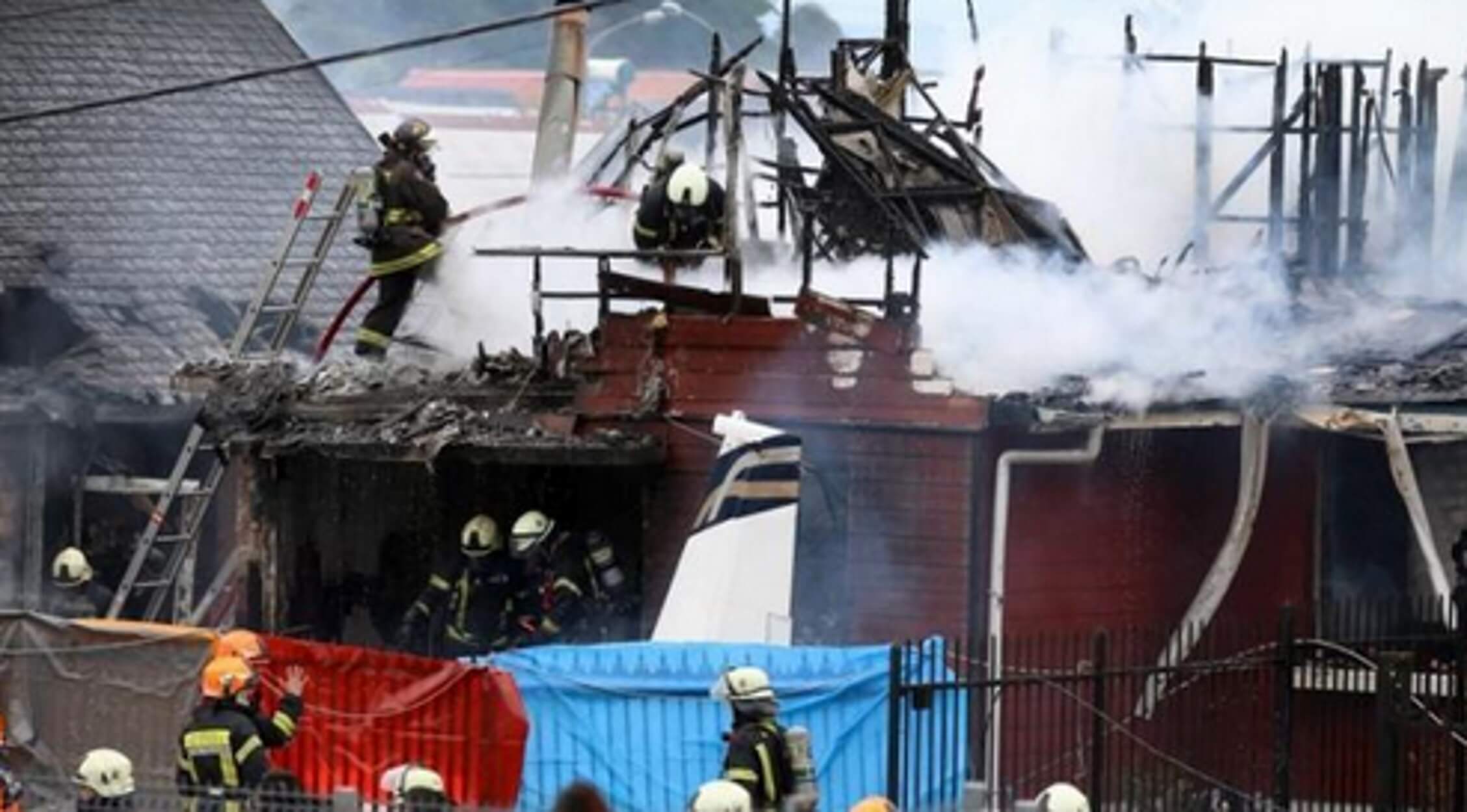 Τραγωδία στη Χιλή! Αεροπλάνο έπεσε σε σπίτι – Τουλάχιστον 6 νεκροί!