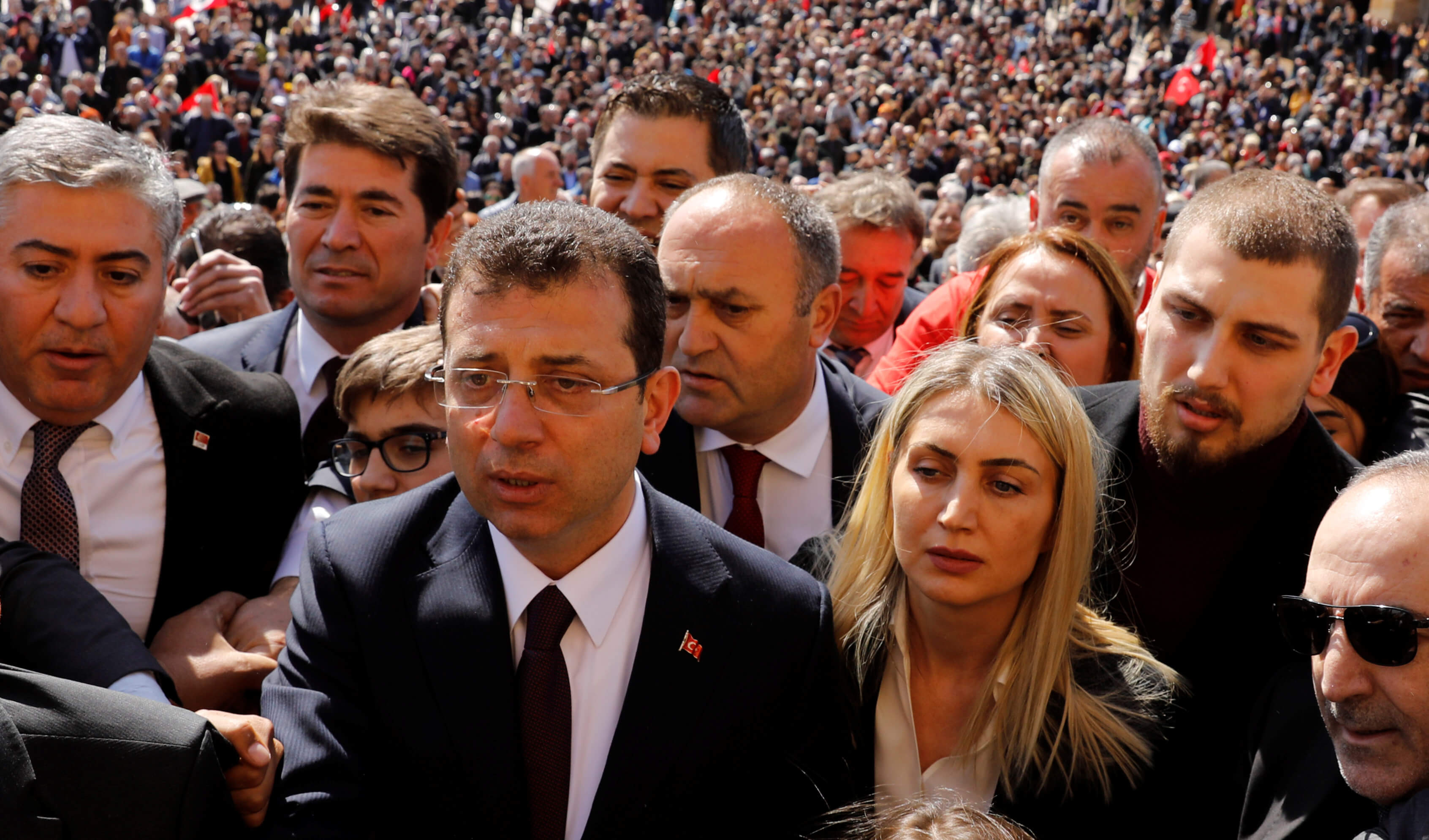 Κωνσταντινούπολη: Ο Ερντογάν θέλει να αλλάξει το αποτέλεσμα με επανακαταμέτρηση!