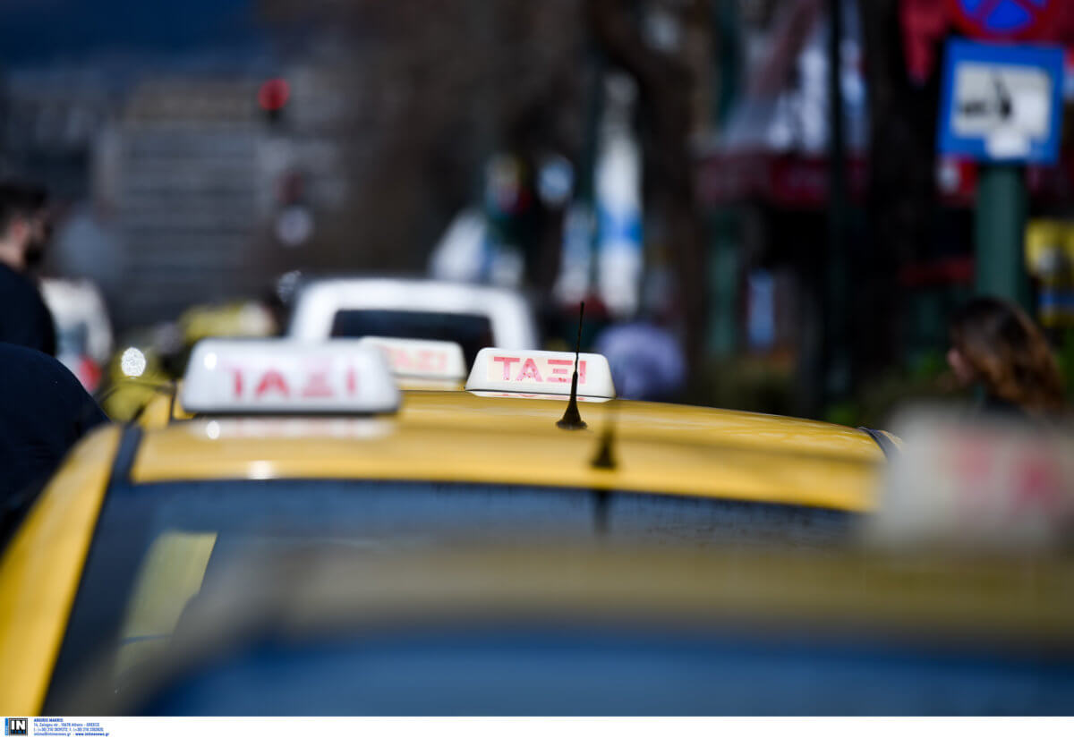 Ταξί: Υποχρεωτικό το POS για όλους τους οδηγούς