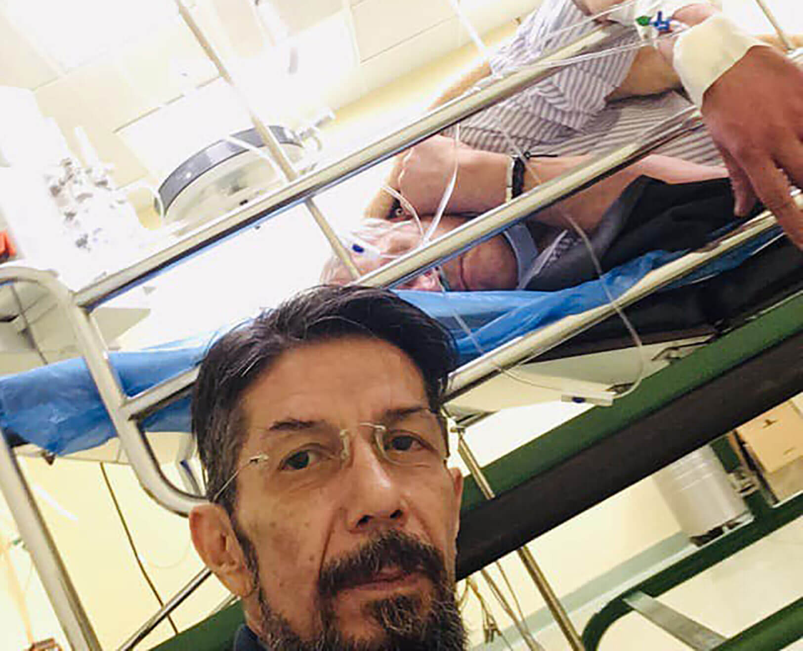 Άκης Τσελέντης: Τον απεγκλώβισε η Πυροσβεστική μετά το τροχαίο στο Περιστέρι