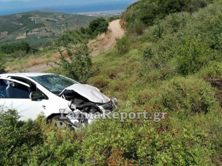 Î‘Ï„Î±Î»Î¬Î½Ï„Î·: ÎÎµÎºÏÏŒÏ‚ Î¿ Î¿Î´Î·Î³ÏŒÏ‚ Î±Ï…Ï„Î¿ÎºÎ¹Î½Î®Ï„Î¿Ï… Ï€Î¿Ï… Î­Ï€ÎµÏƒÎµ ÏƒÎµ Î³ÎºÏÎµÎ¼ÏŒ [pics]