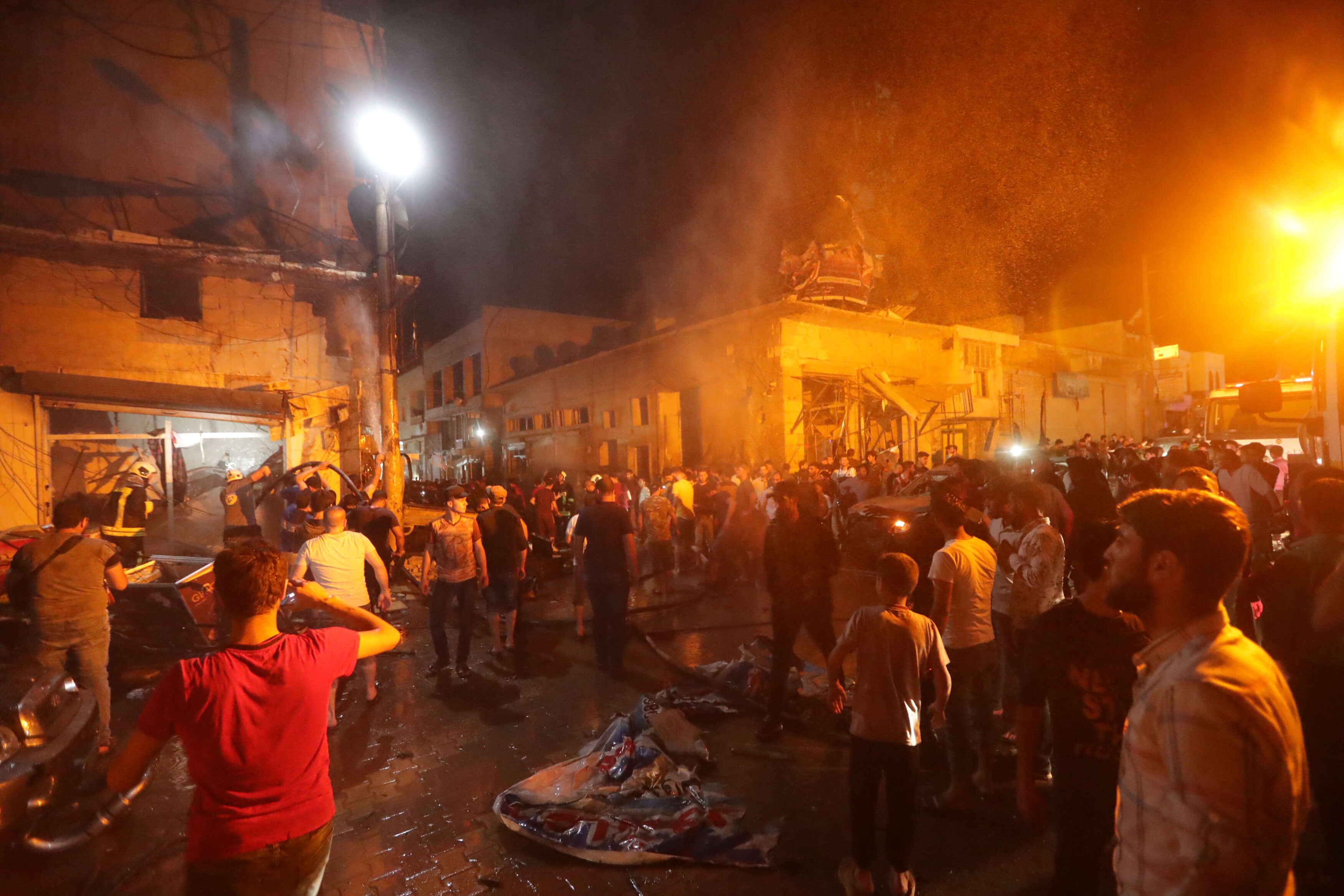 Συρία: Νέα τραγωδία – 14 νεκροί από έκρηξη “παγιδευμένου” οχήματος – Εικόνες φρίκης [pics]