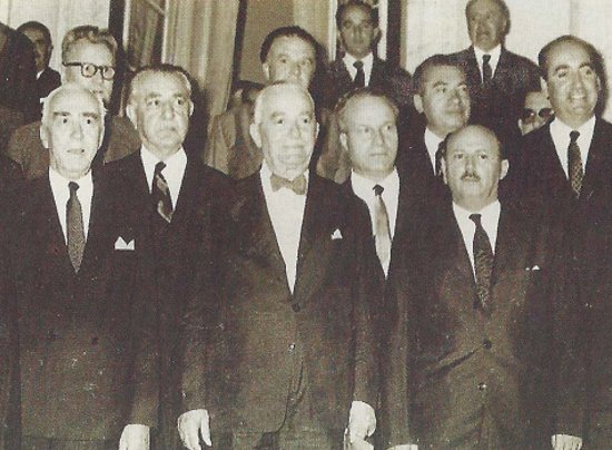 Τα βήματα που οδήγησαν στην αποστασία του 1965