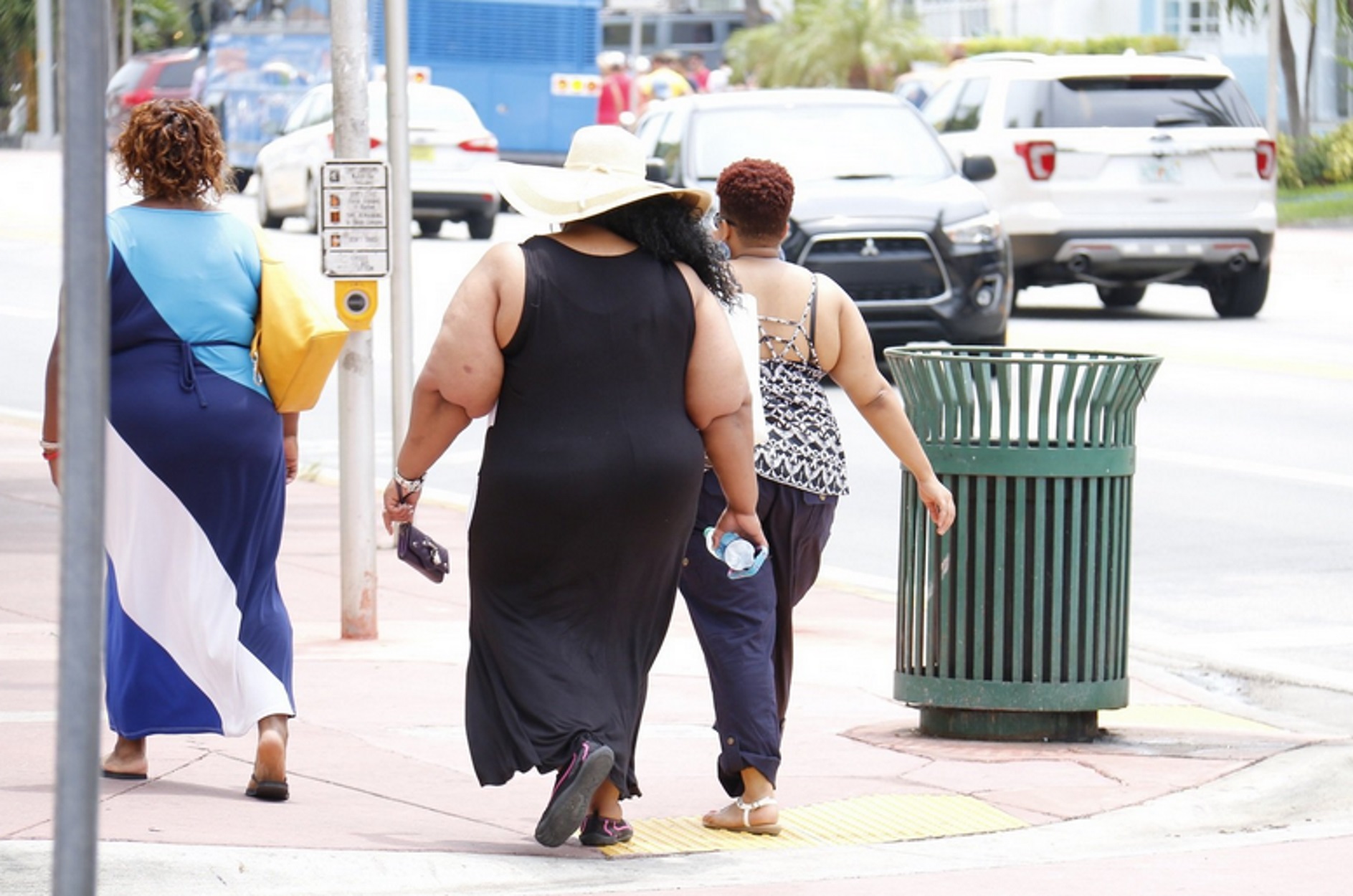 Πρόγραμμα για την καταπολέμηση της παχυσαρκίας: Δωρεάν διατροφολόγοι και φαρμακευτική αγωγή από τον Ιούνιο