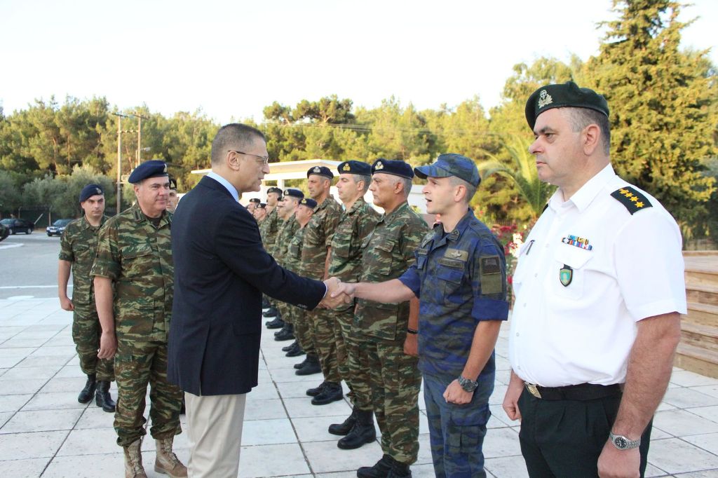 Επίσκεψη σε στρατιωτικές μονάδες στη Λέσβο πραγματοποίησε σήμερα ο Αλκιβιάδης Στεφανής [pics]