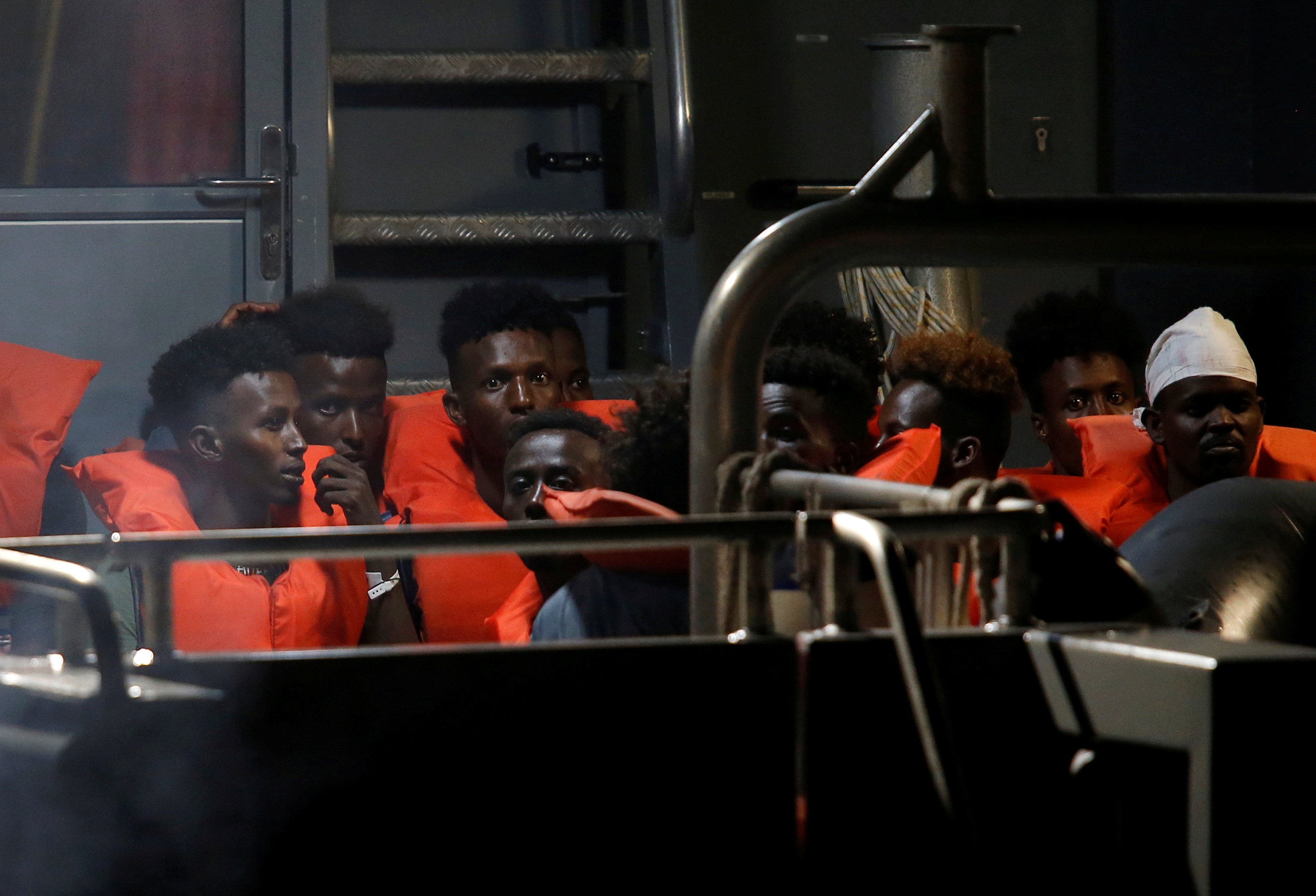 Ιταλία: 163 μετανάστες, αποκλεισμένοι σε δύο διασωστικά πλοία