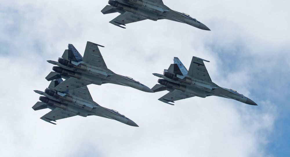 Ρωσικά μαχητικά SU-30 «σκέπασαν» τον ουρανό στην Κριμαία – Μεγάλη ρωσική άσκηση