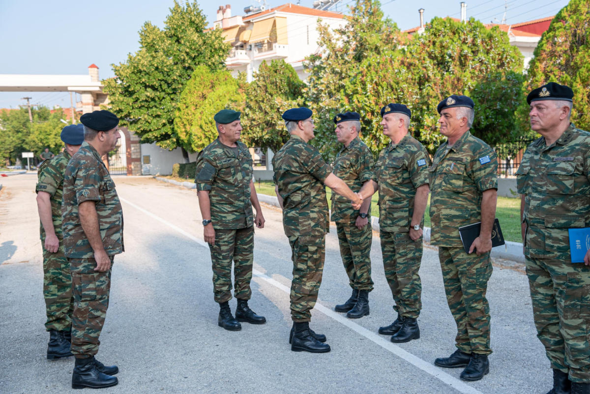 “Έφοδος” του Α/ΓΕΣ Καμπά σε κρίσιμες Μονάδες του Δ’ Σώματος Στρατού [pics]