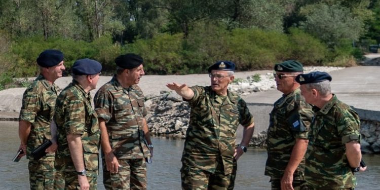 Δείχνει το κοινωνικό του πρόσωπο ο Ελληνικός Στρατός – Διοργανώνει φιλανθρωπική συναυλία