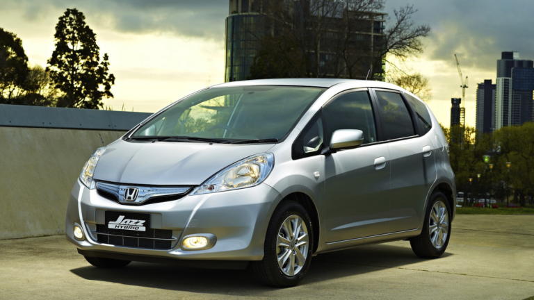 Honda jazz гибрид