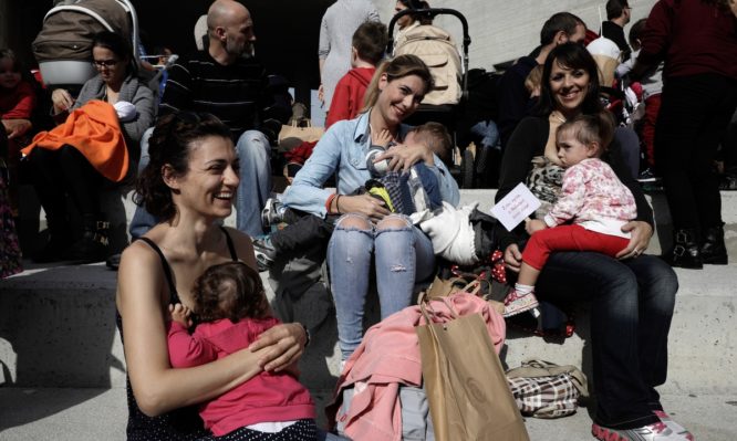 Δήμος Αθηναίων: Σήμερα ο 10ος Πανελλαδικός Ταυτόχρονος Θηλασμός στο Ζάππειο