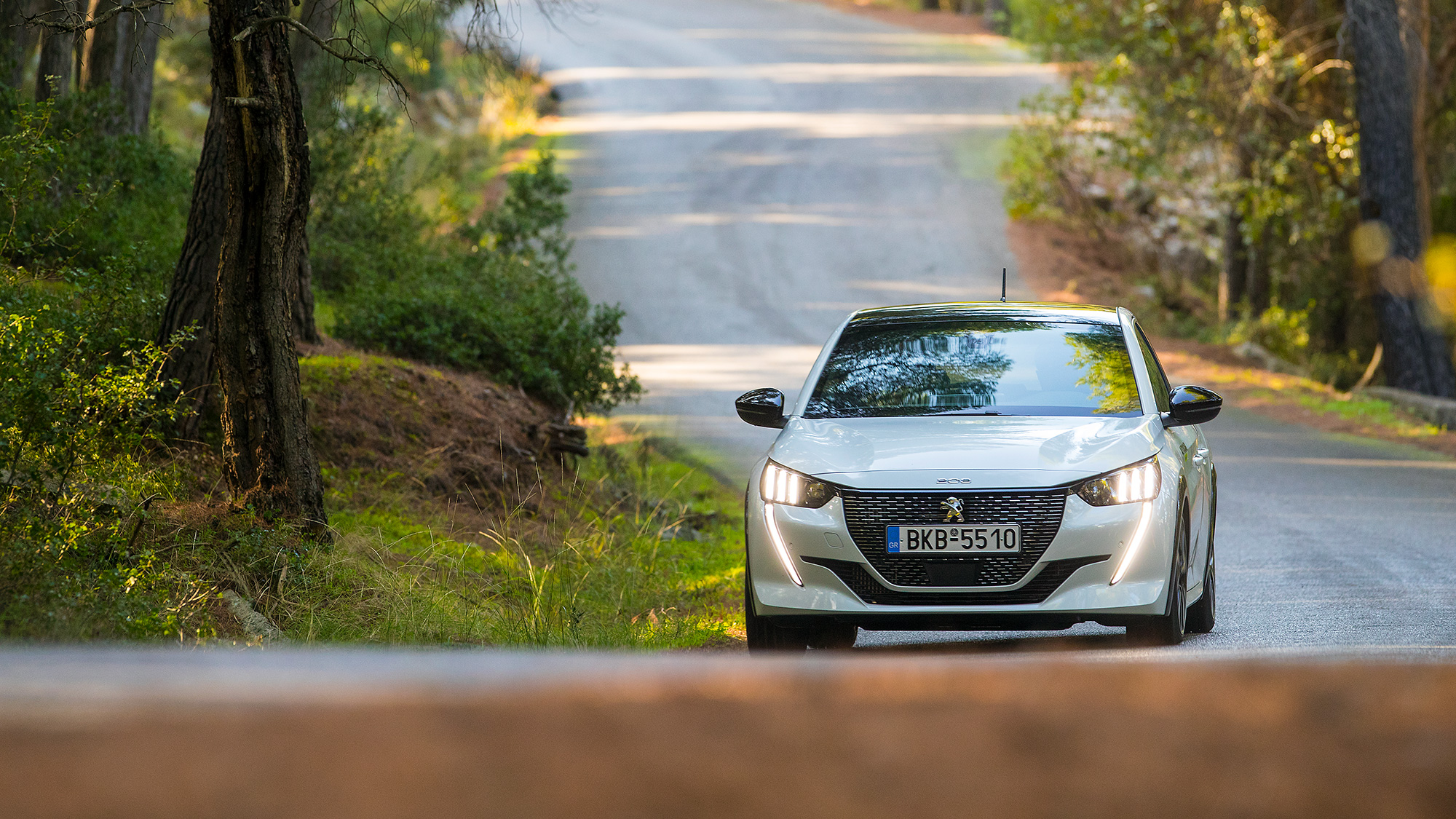 Δοκιμάζουμε το νέο Peugeot 208 1.2 PureTech 130 GT Line [pics]