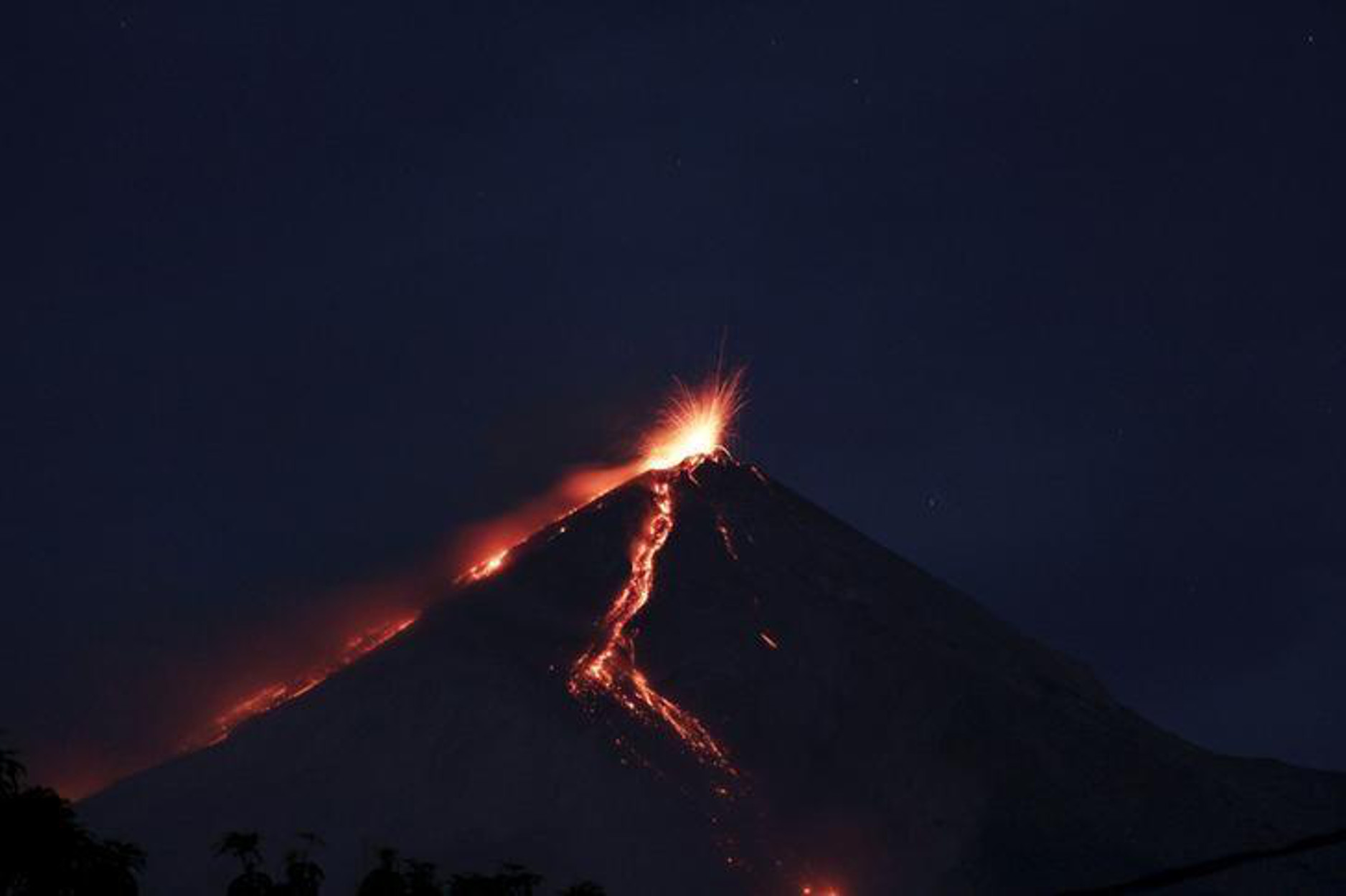 Οι πιο φονικές εκρήξεις ηφαιστείων τα τελευταία 25 χρόνια [video]