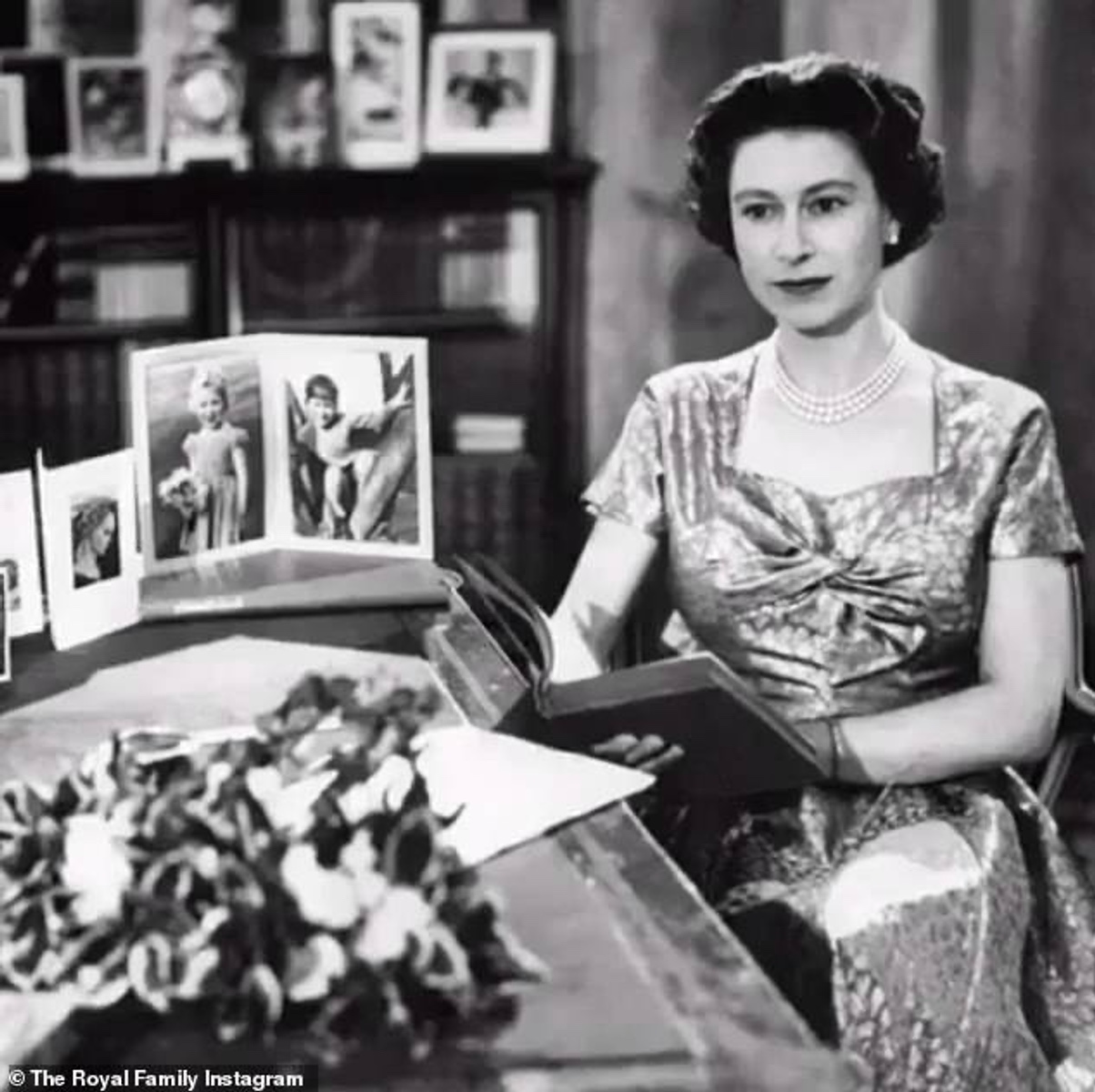Η Βασίλισσα Ελισάβετ πριν από 62 χρόνια