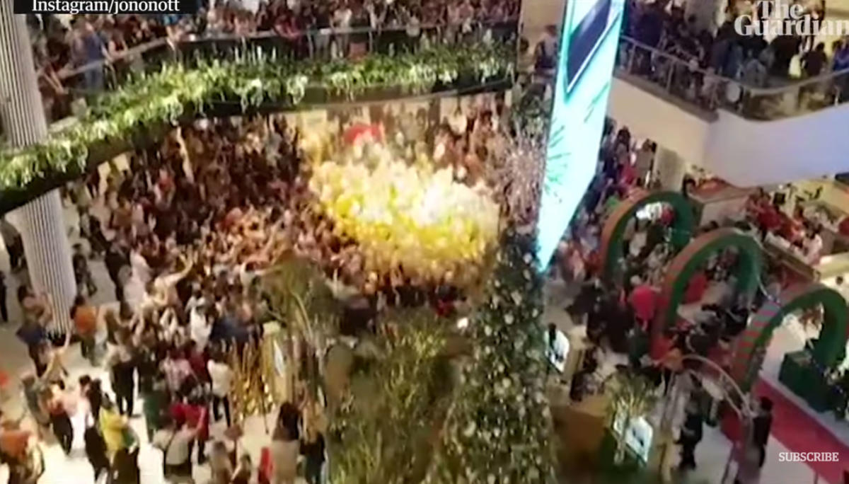 Σίδνεϊ: Ποδοπατήθηκαν για μπαλόνια με δωροεπιταγές! Πέντε άνθρωποι στο νοσοκομείο! [video]