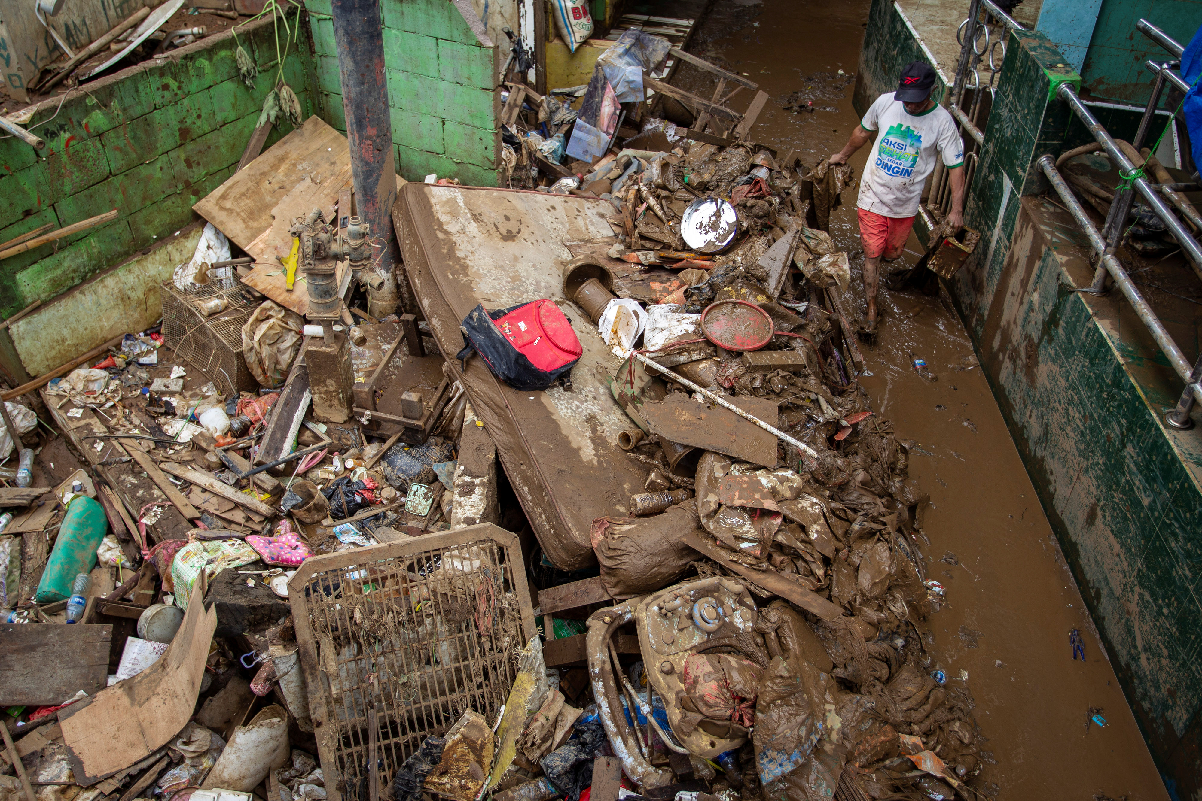 Τζακάρτα: Τουλάχιστον 53 νεκροί, εξαιτίας των πλημμυρών