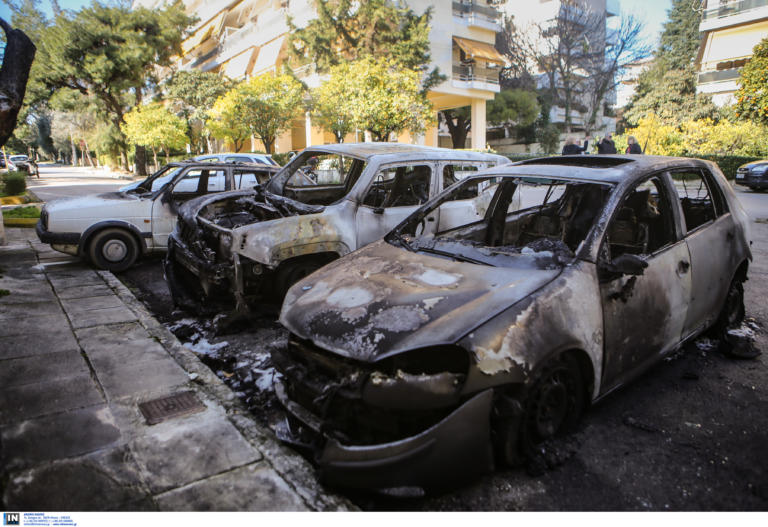 Αποτέλεσμα εικόνας για Συναγερμός στην ΕΛ.ΑΣ. για τα καμένα ΙΧ -Ποιους βλέπει πίσω από τις επιθέσεις