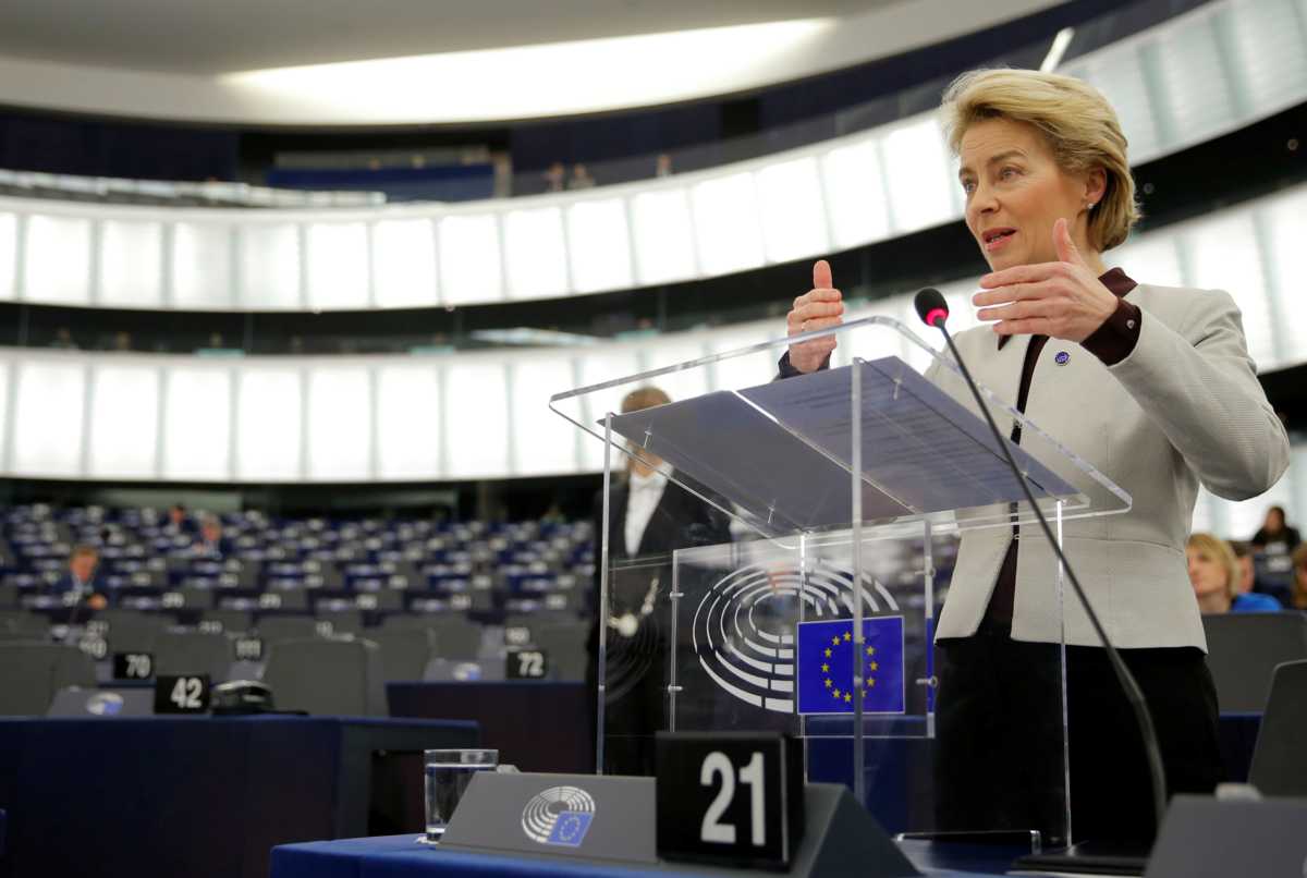 Κορονοϊός: Κατεβάζει ρολά το Ευρωπαϊκό Κοινοβούλιο λόγω της επιδημίας