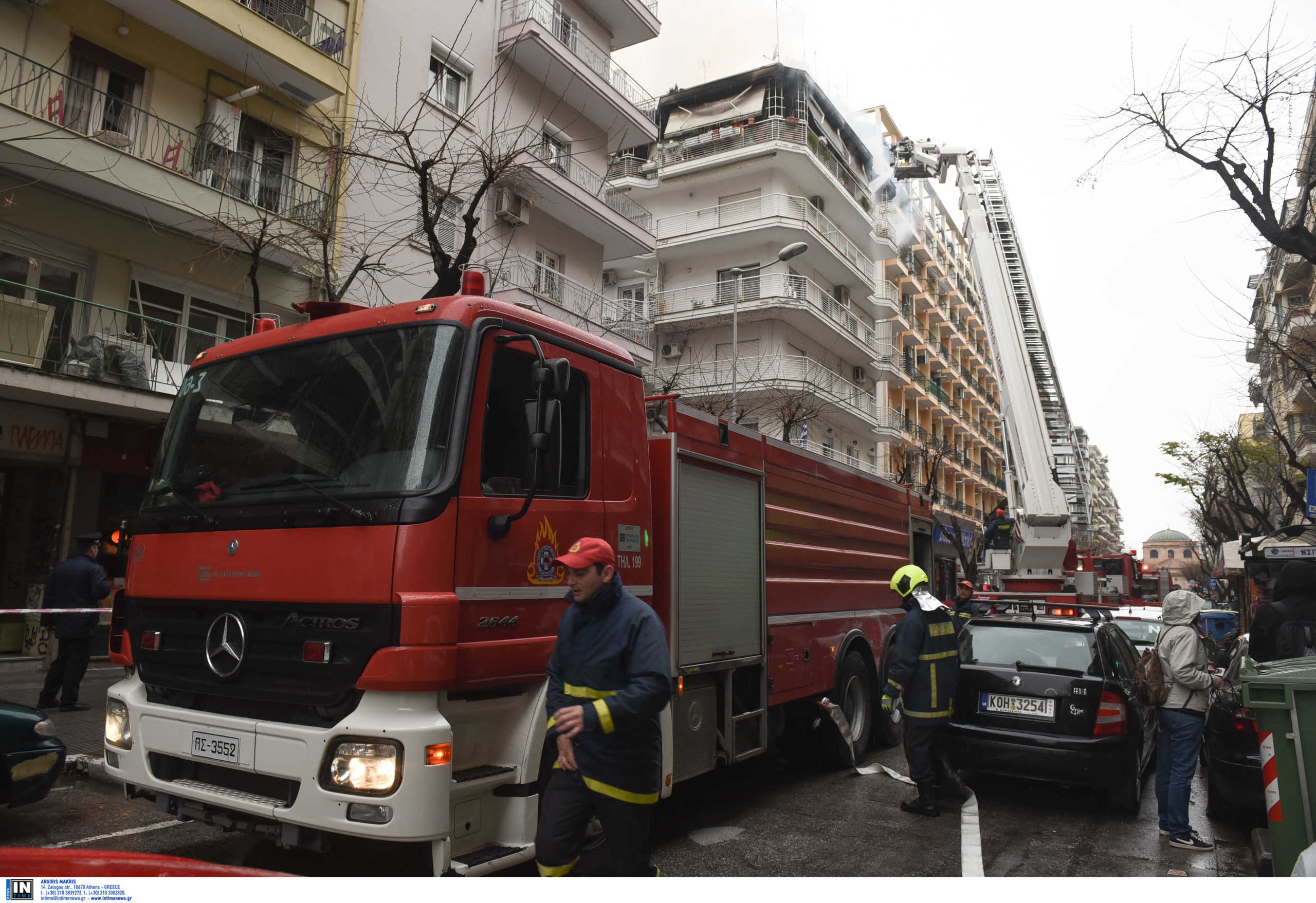 Τραγωδία στο Κερατσίνι: Νεκρή ηλικιωμένη από φωτιά στο σπίτι της