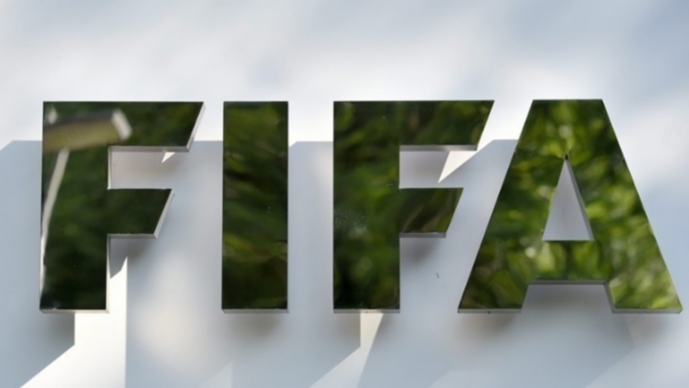 Κορονοϊός: Η FIFA εξετάζει το ενδεχόμενο τρίτης μετεγγραφικής περιόδου
