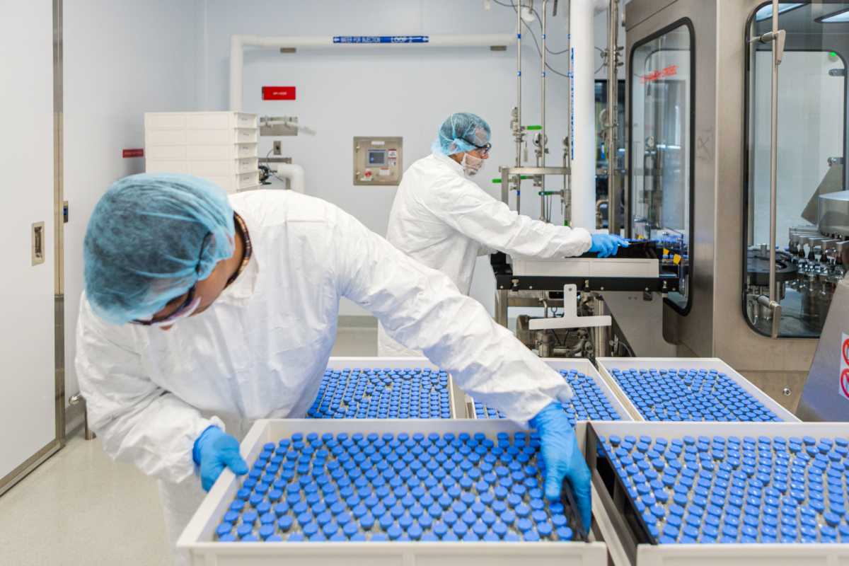 Remdesivir: Σίγουρη θεωρείται από την εταιρεία η έγκριση του φαρμάκου για τον κορονοϊό – Χιλιάδες σκευάσματα ήδη στις αποθήκες