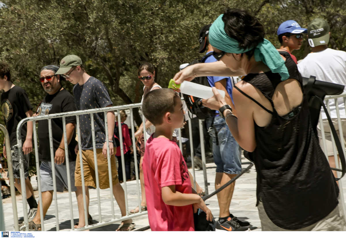 Καιρός σήμερα: Θερμή εισβολή σε όλη τη χώρα – Πού θα φτάσει η θερμοκρασία