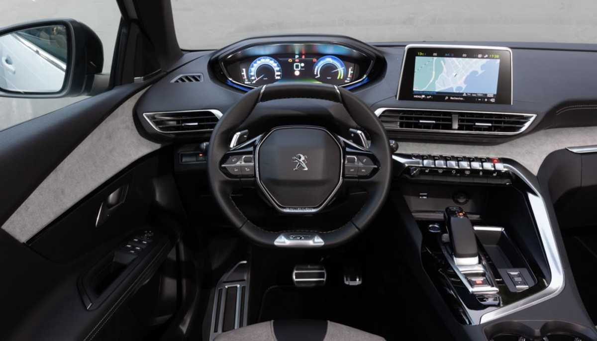 Peugeot i-Cockpit: Μια διαφορετική εμπειρία οδήγησης