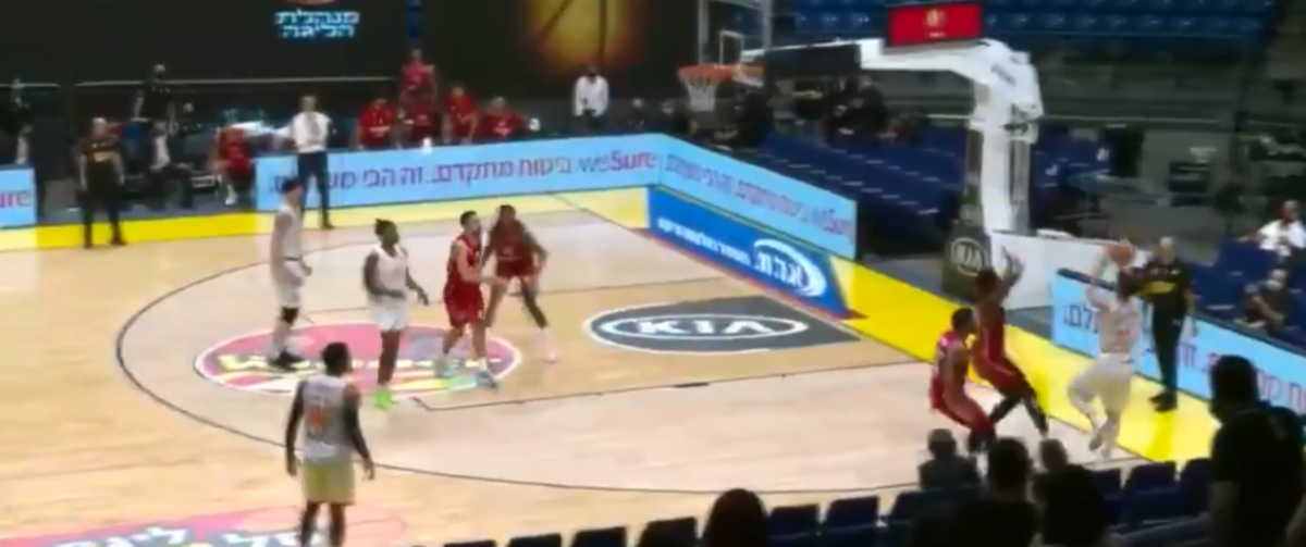 Αδιανόητο buzzer beater στο Ισραήλ! Τεράστια έκπληξη από την Μακάμπι Ρισόν (video)