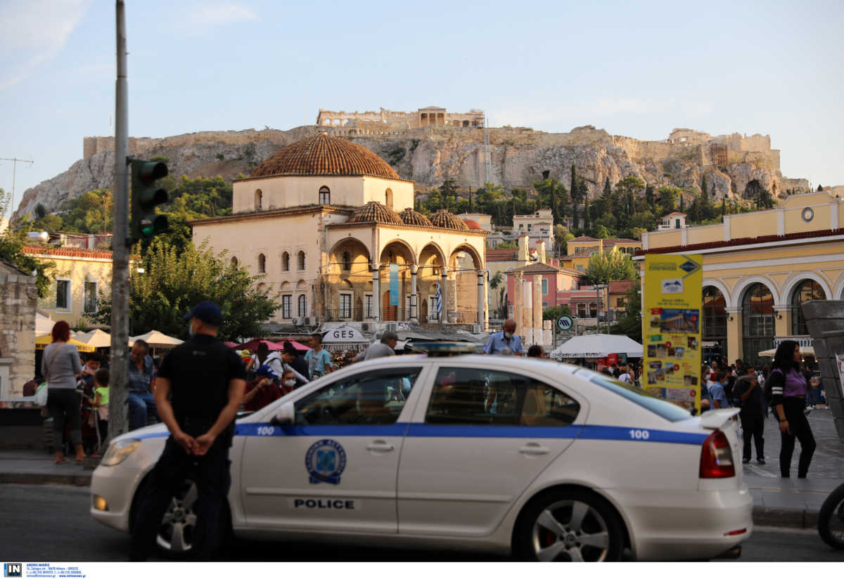 Κορονοϊός: Νέο ηχητικό μήνυμα της ΕΛΑΣ για μάσκα στους εξωτερικούς χώρους και απαγόρευση κυκλοφορίας (vid)