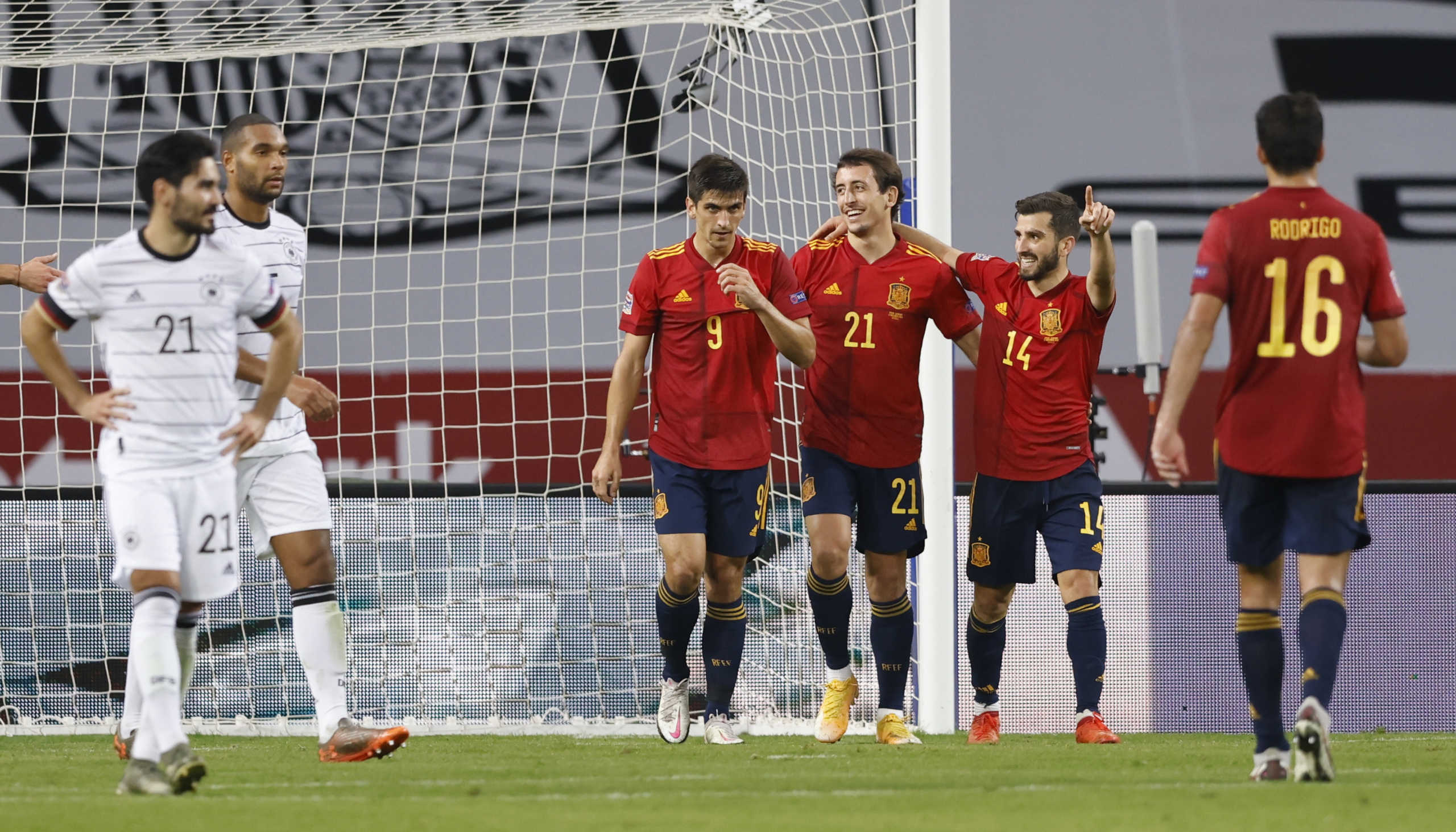 Soccer Football - UEFA Nations League - Group D - Spain v Germany - Estadio La Cartuja, Seville, Spain - November 17, 2020 Spain's Mikel Oyarzabal celebrates scoring their sixth goal with teammates REUTERS