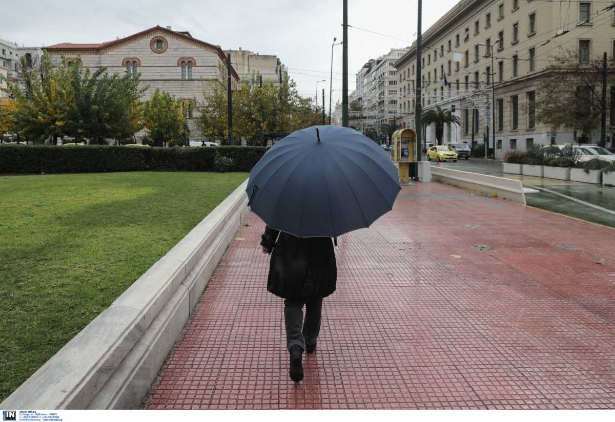 Καιρός για… lockdown με βροχές, καταιγίδες ακόμα και χιόνια