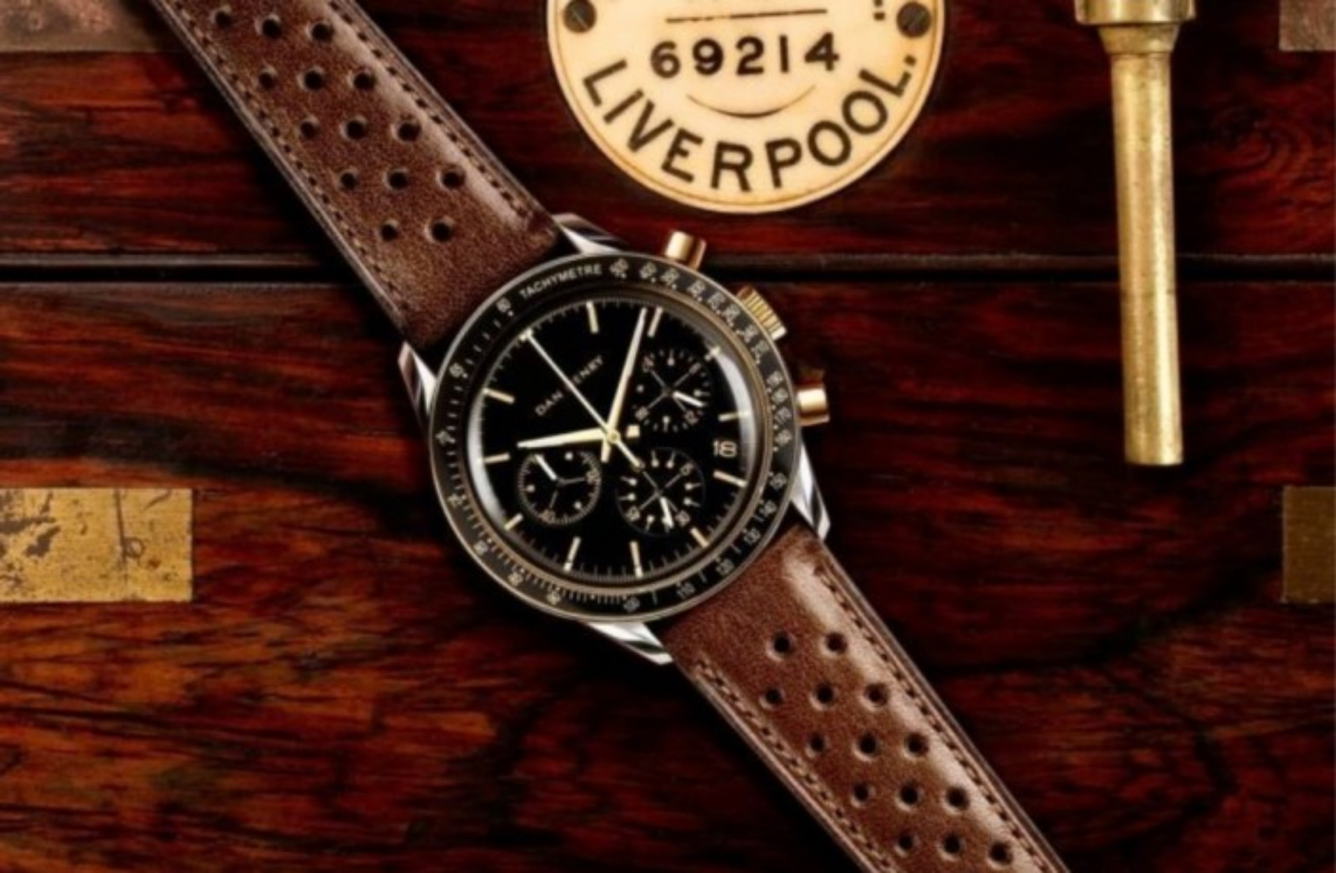 Αυτό το ρολόι είναι η καλύτερη εναλλακτική στο Omega Speedmaster – Kοστίζει μόνο 285 δολάρια