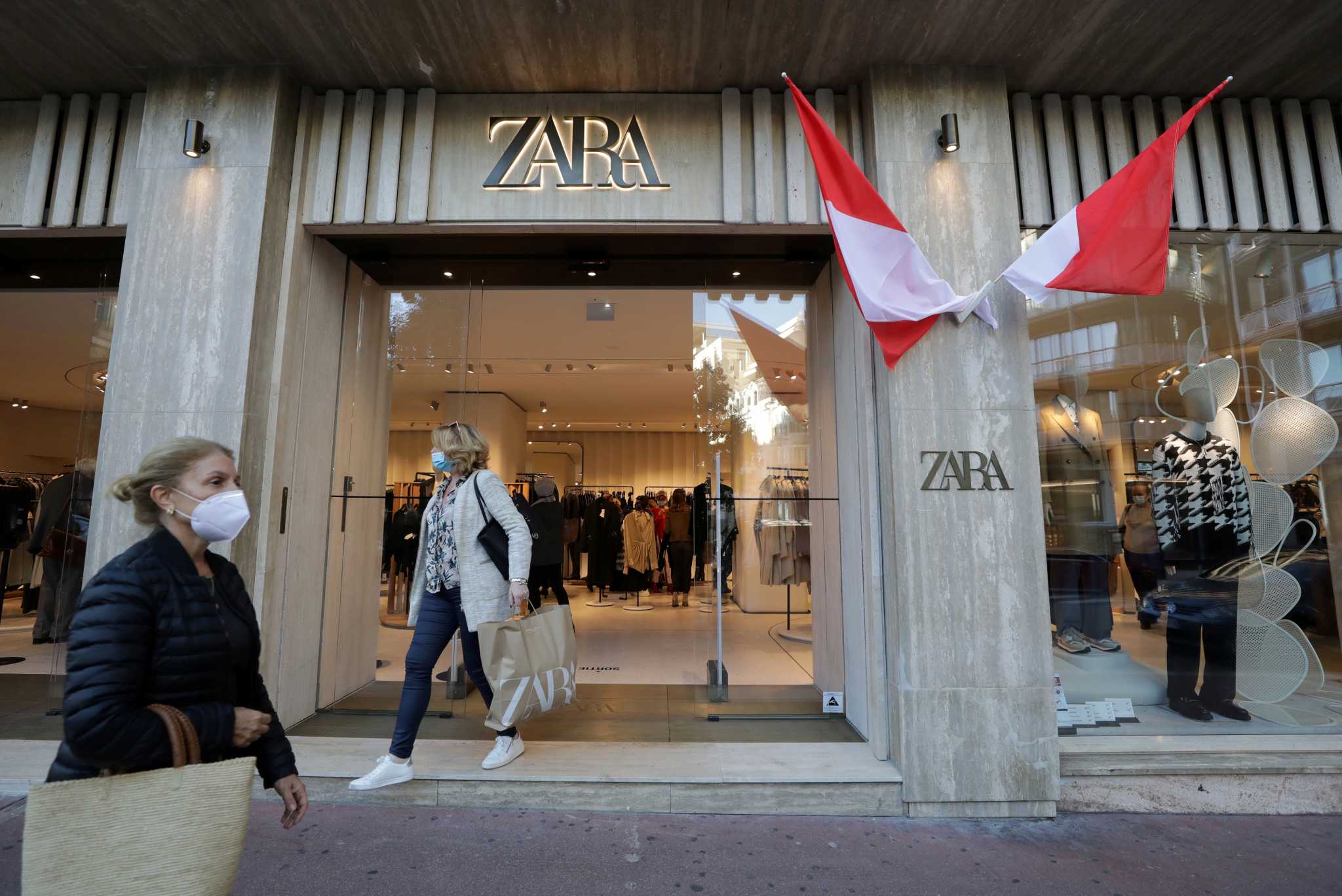 Zara Стамбул.