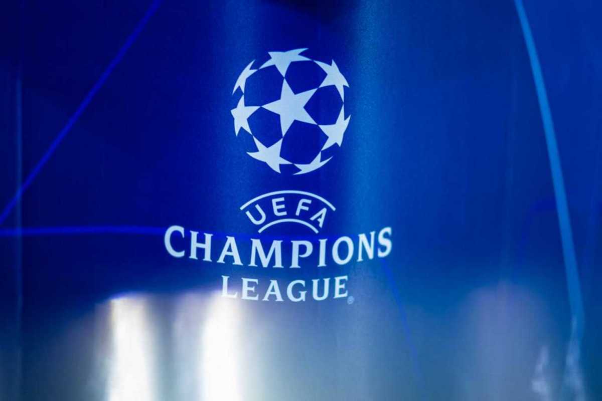 Η μπάλα του Champions League για τη νέα χρονιά
