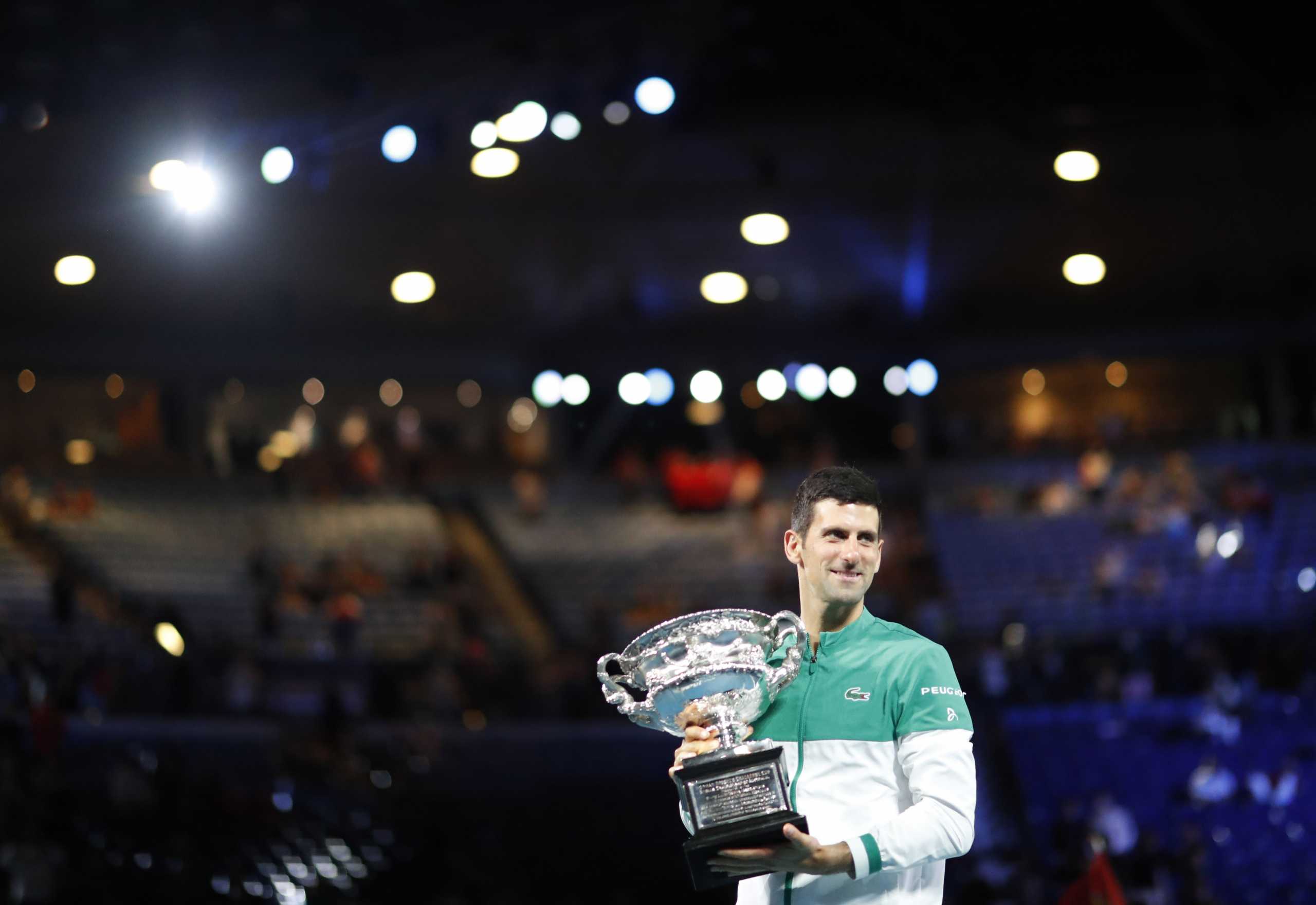 Australian Open: Περίπατος του Τζόκοβιτς που κατέκτησε το 18 Grand Slam της καριέρας του (video)