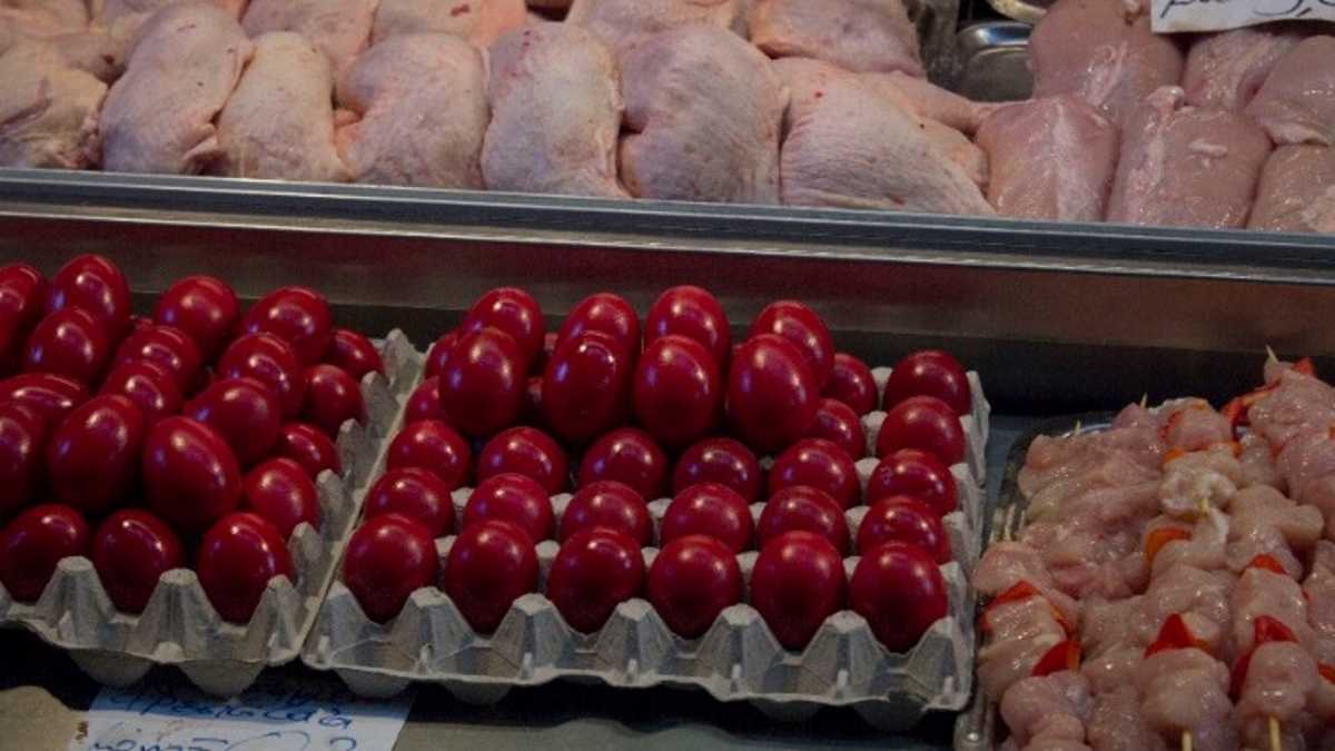 Πασχαλινό τραπέζι: Όλα όσα πρέπει να προσέξετε για αρνιά, κατσίκια και αυγά