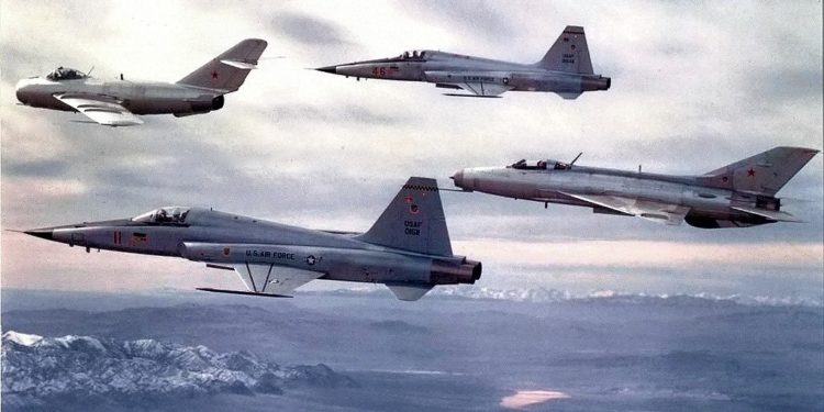 Red Eagles: Η απόρρητη Μοίρα σοβιετικών μαχητικών MIG και Sukhoi… των ΗΠΑ!