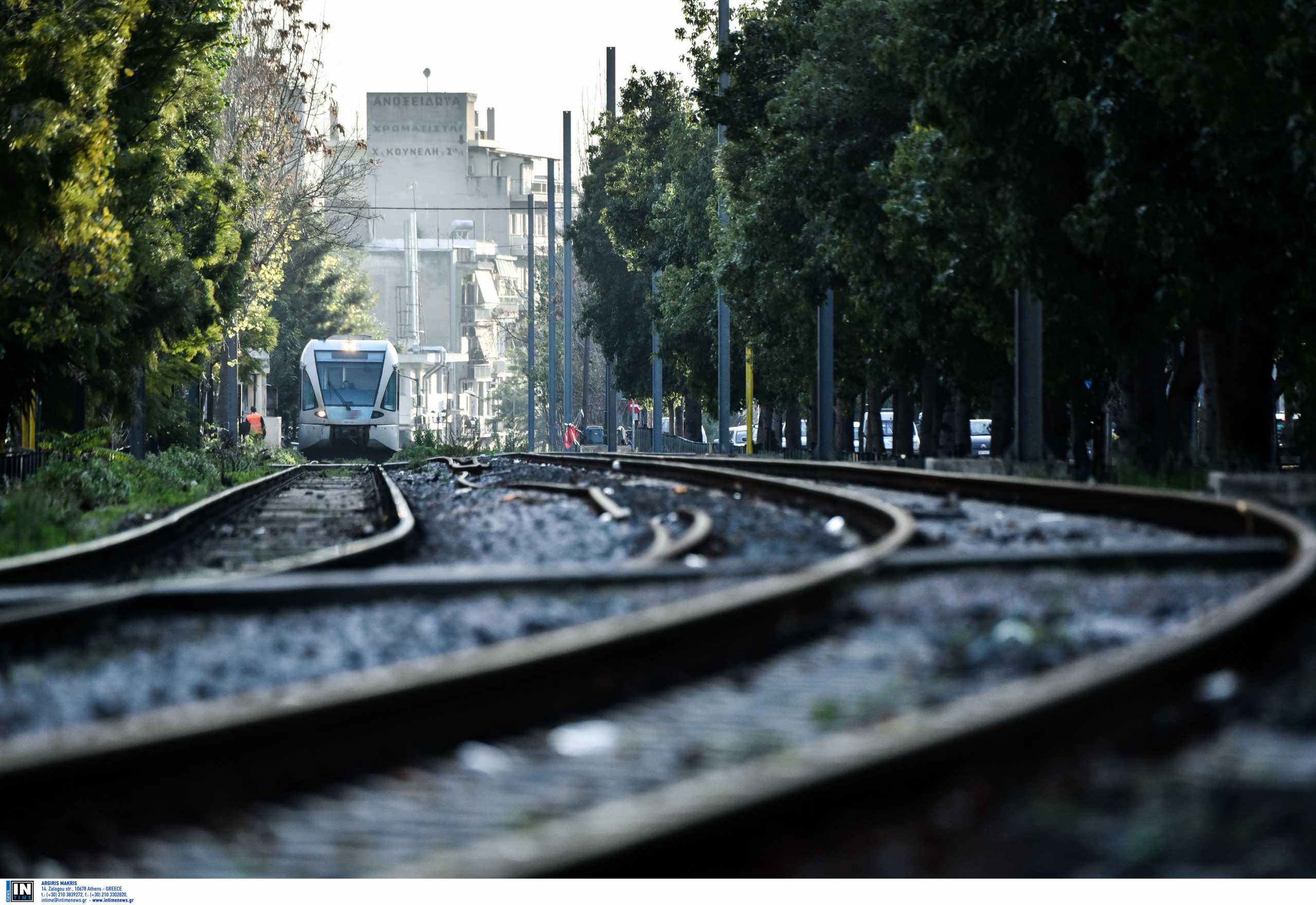 Θεσσαλονίκη: Εκτροχιασμός τρένου με στιγμές πανικού – Θρίλερ στο τέλος του ταξιδιού από Λάρισα