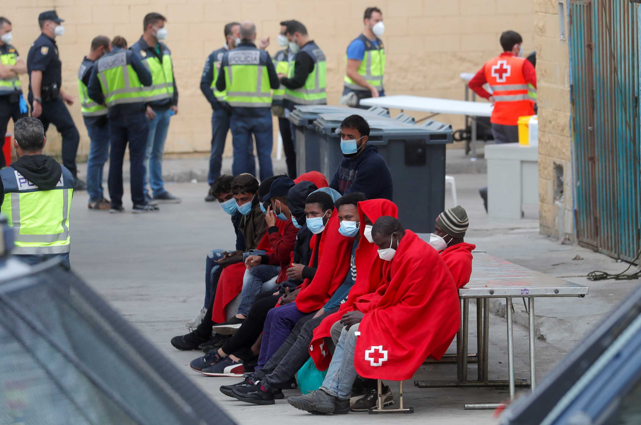 Ισπανία προς Μαρόκο για μετανάστες: Σεβαστείτε τα σύνορά μας