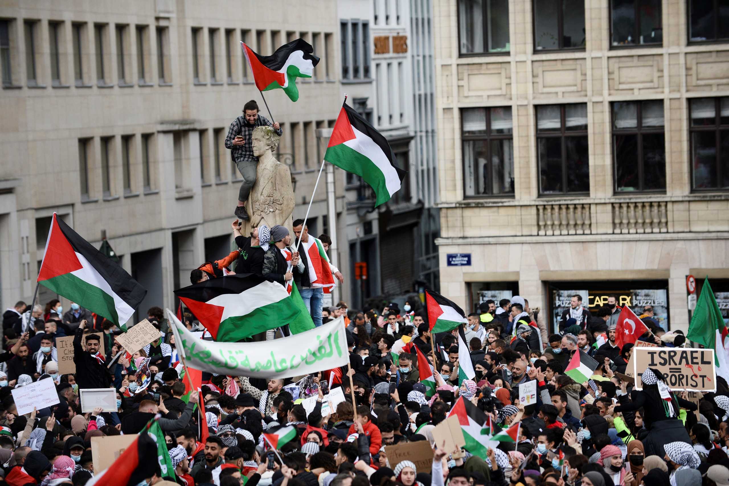 Μαζικές διαδηλώσεις σε Ευρώπη και ΗΠΑ υπέρ των Παλαιστινίων (pics)