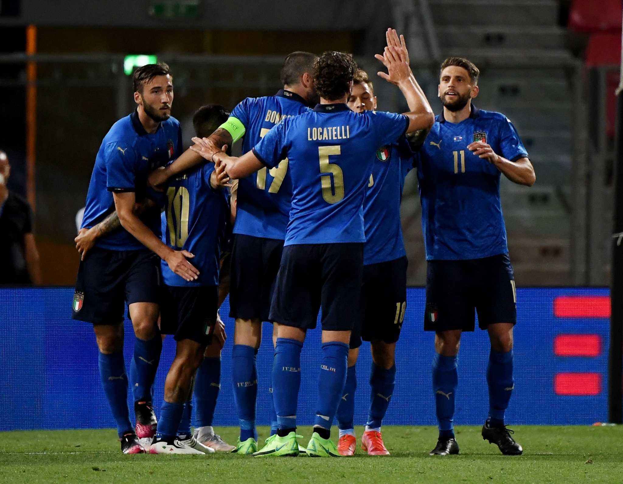 Скуадра адзурра. Скуадра Адзурра 1994. Italy National Football Team 2021. Италия футбол сборная. Команды Италии по футболу.