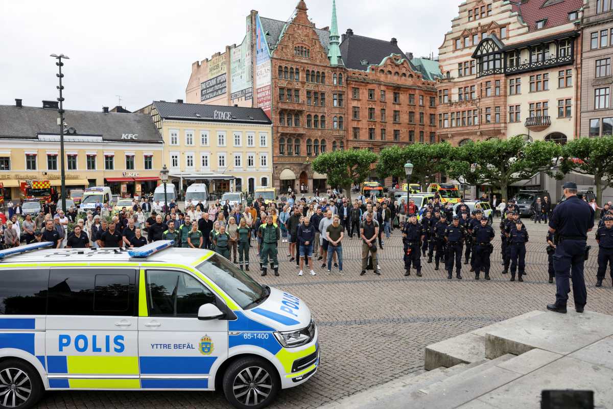 Σουηδία: Ο πρώτος θάνατος αστυνομικού από πυρά μετά από 14 χρόνια – Κατηγορείται ένας 17χρονος