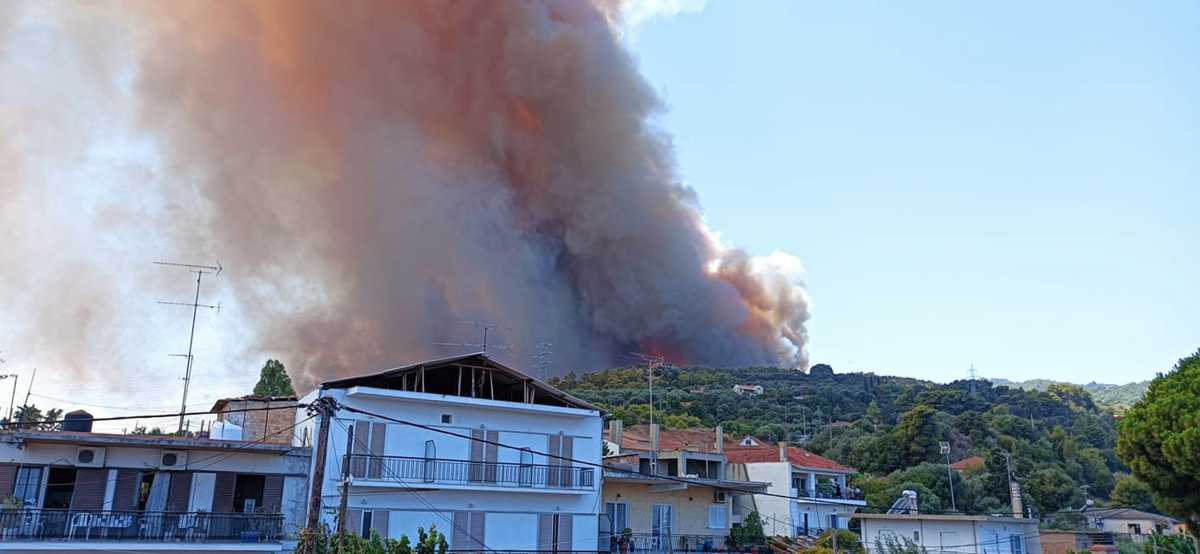 Πρόεδρος Δημοτικού Συμβουλίου Αιγιαλείας: Έχουν καεί πάνω από 20 σπίτια στη Ζήρια