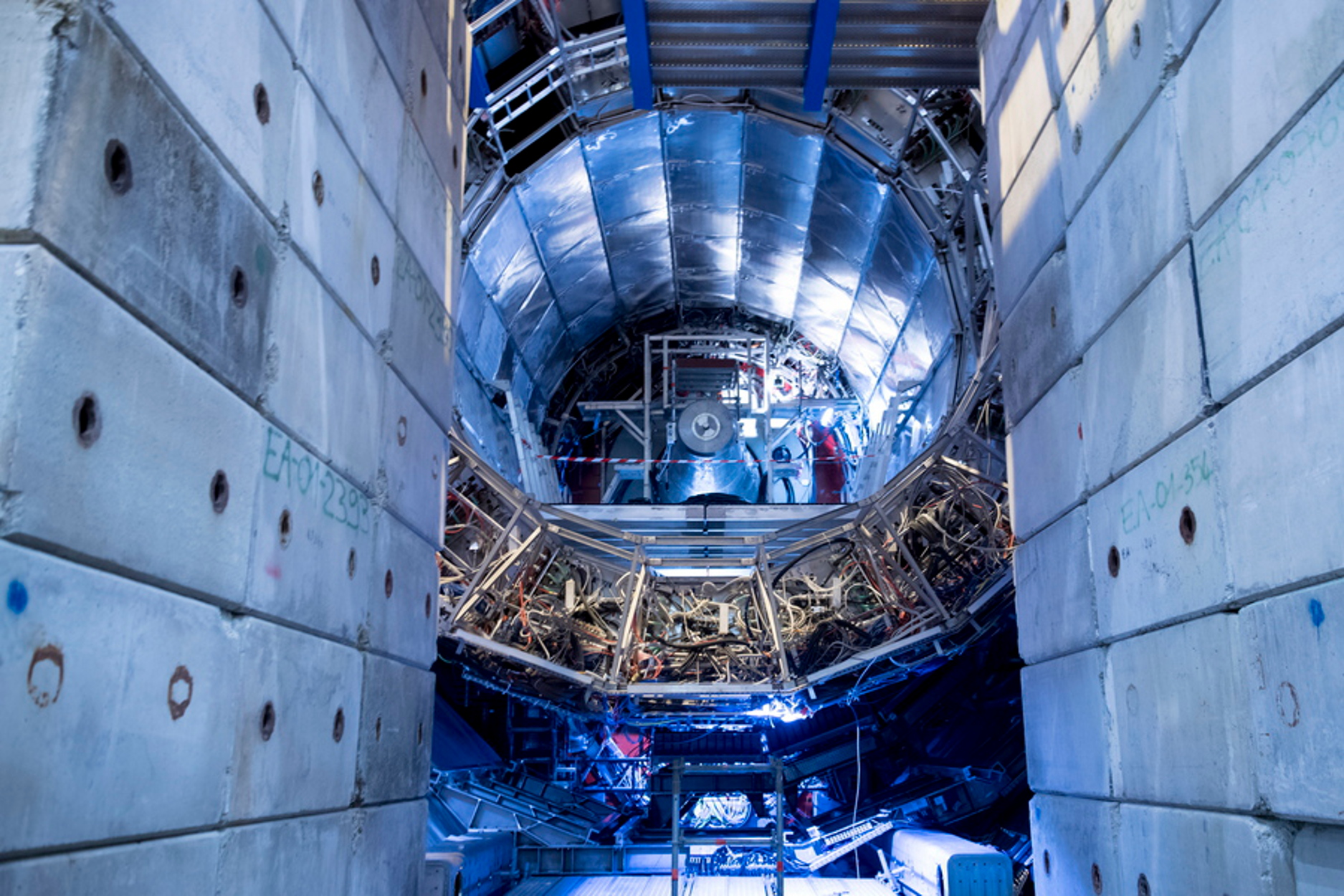 Ο CERN ανακάλυψε νέο «εξωτικό» σωματίδιο σαν αυτά που υπήρχαν στη δημιουργία του σύμπαντος