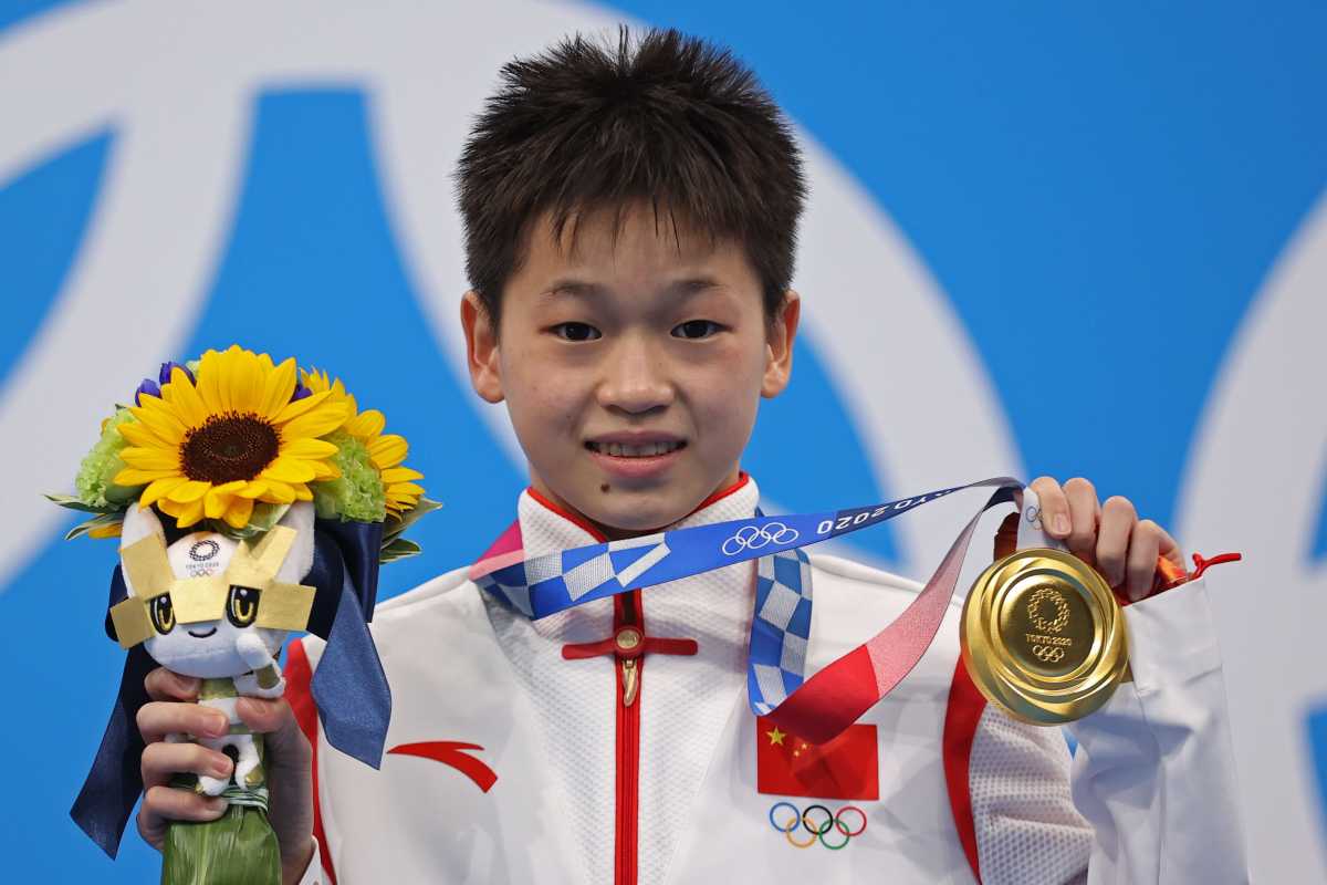 Ολυμπιακοί Αγώνες – Καταδύσεις: Χρυσή ολυμπιονίκης, ετών 14