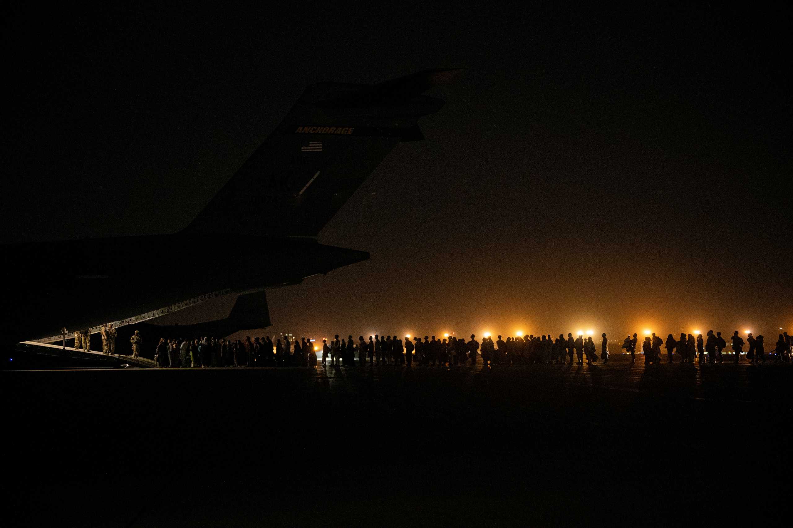 ΗΠΑ: Ανεστάλησαν οι πτήσεις στην Καμπούλ λόγω κορεσμού των αμερικανικών βάσεων στον Κόλπο