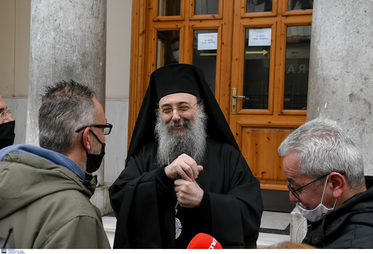 Εκτάκτως στο νοσοκομείο ο Μητροπολίτης Πατρών Χρυσόστομος – Παρουσίασε υψηλό πυρετό