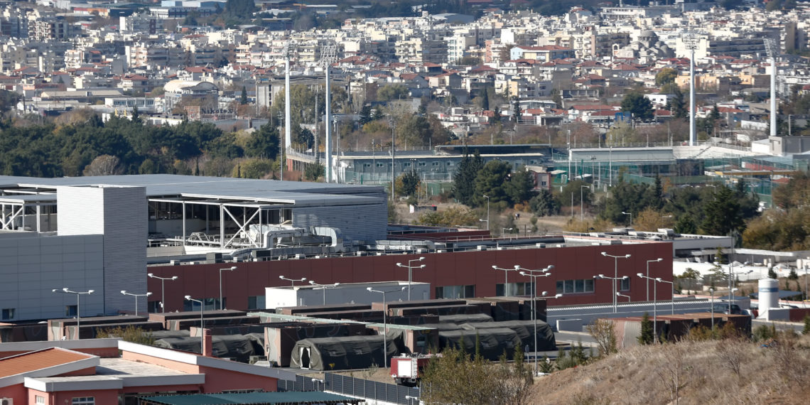 Στρατιωτικά Νοσοκομεία: Άρχισαν να επιδίδονται οι εντολές αναστολής εργασίας σε ανεμβολίαστους