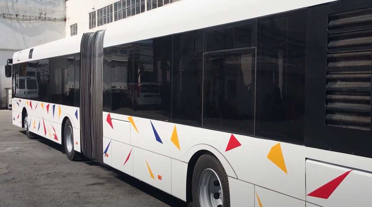 Αυτά είναι τα 80 νέα λεωφορεία του ΟΑΣΘ – Ξενάγηση μέσα και έξω